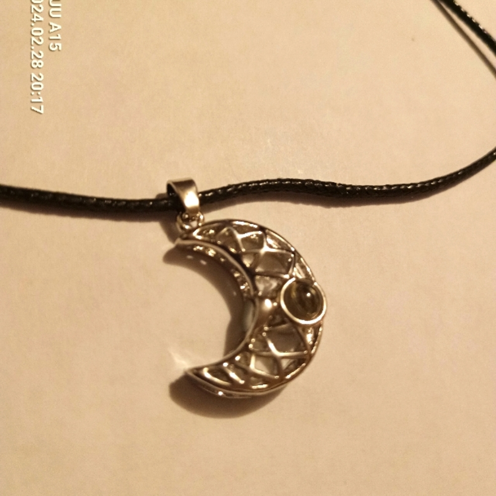 Fashion necklace